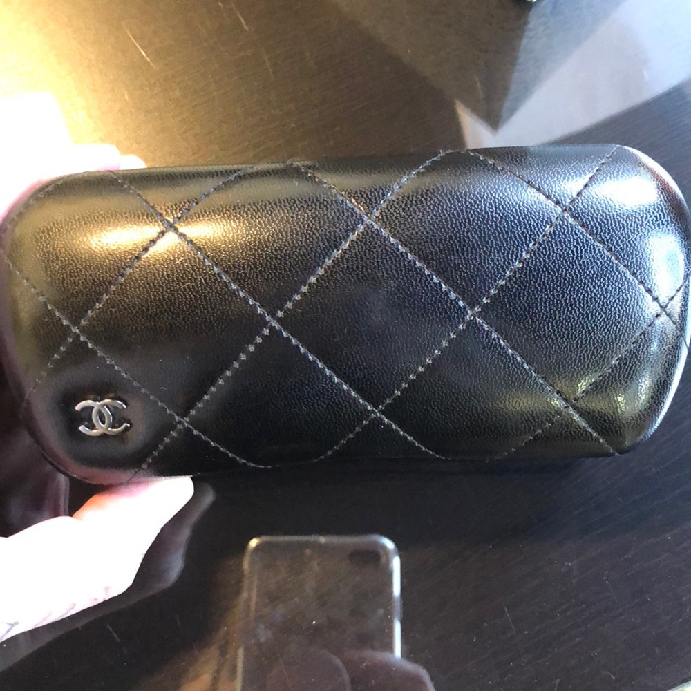 Chanel sunglasses - Picture 3 of 4